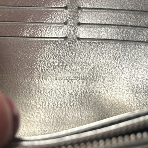 Auth Vuitton Suhali Zippy Zip Around Clutch Wallet in Silver! - Picture 5 of 7